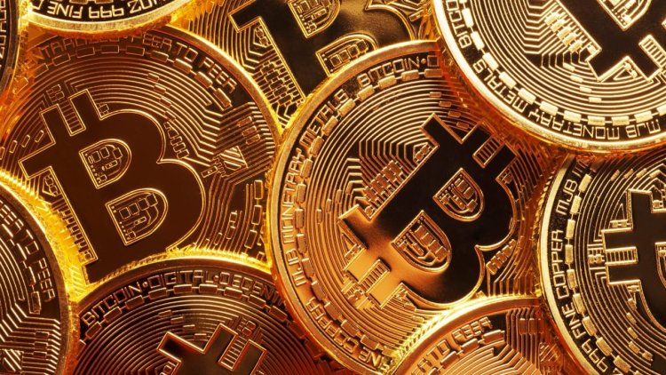 Bitcoin ổn định trên $93,000 khi mùa lễ đến gần