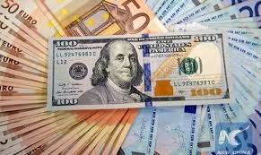 USD/INR Tăng Giá Khi Cầu USD Cuối Tháng Kéo Đồng Rupee Ấn Độ Mới Lập Mức Thấp Nhất Mọi Thời Đại