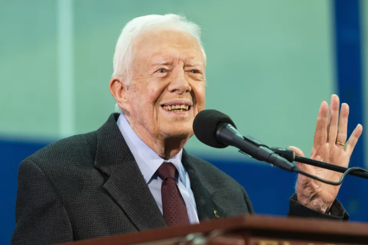 Jimmy Carter, Cựu Tổng Thống Mỹ và Nhà Hoạt Động Nhân Đạo, Qua Đời Ở Tuổi 100